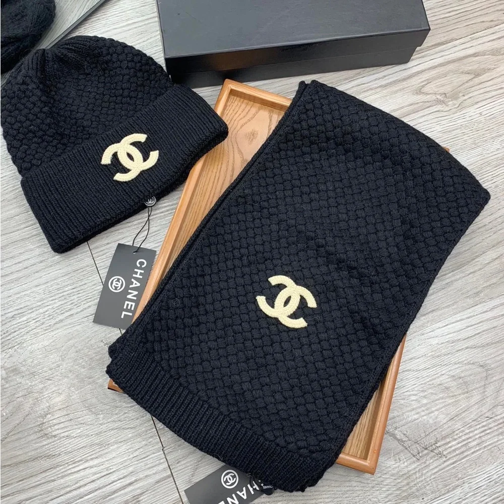 CHANEL Black Knit Logo Scarf with Cream CC Emblem